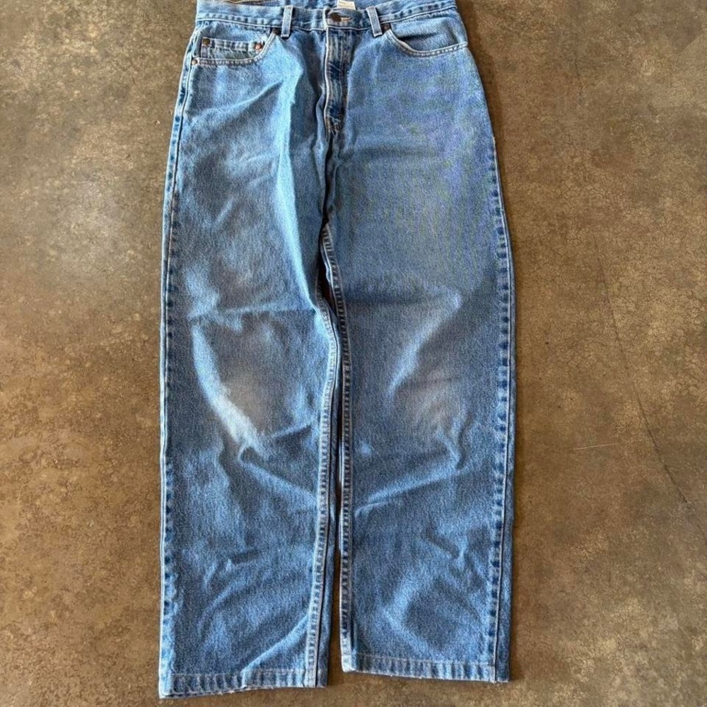 2000s levis straight leg jeans - Picture 2 of 5